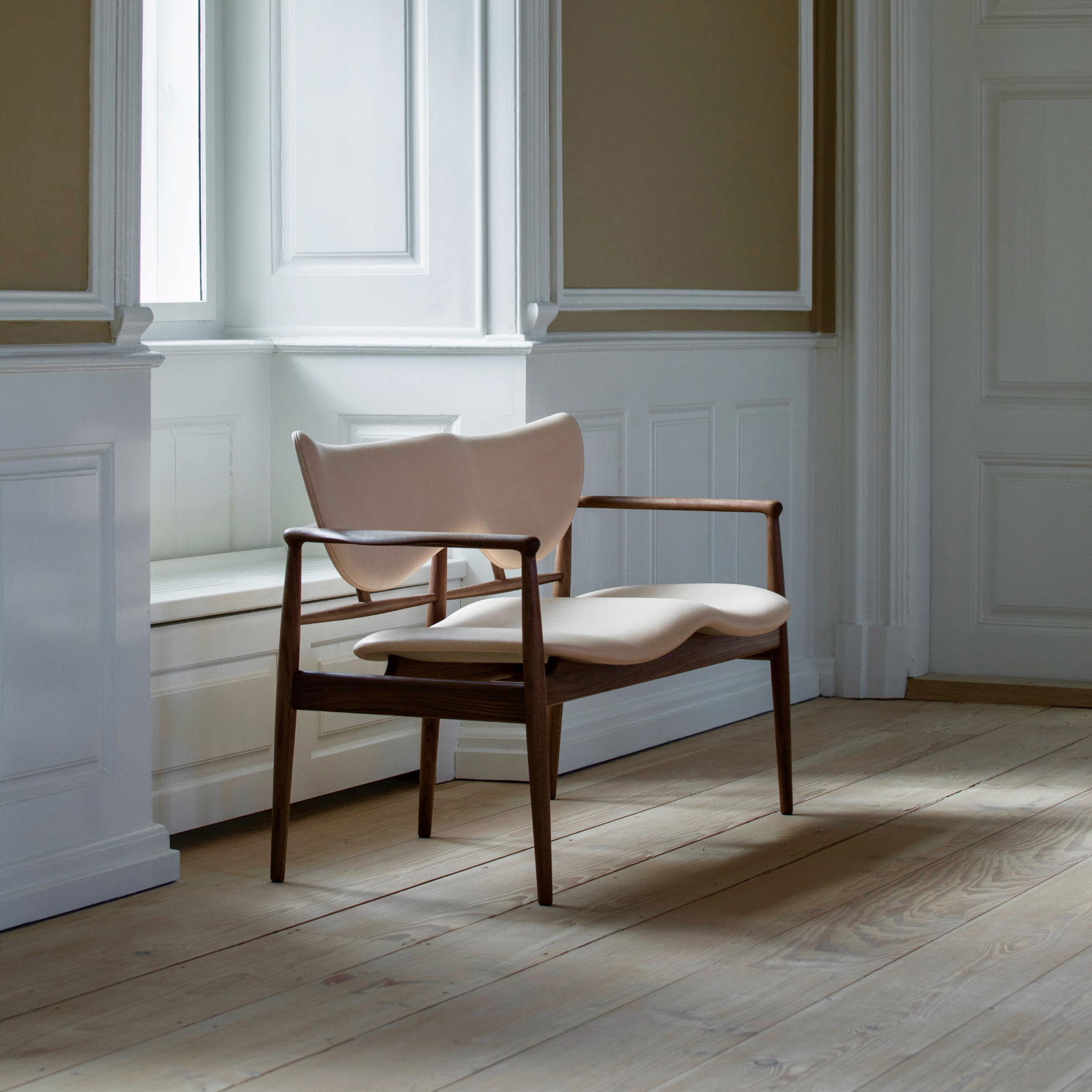 The 48 Sofa Bench